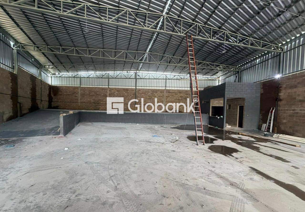 Galpão para aluguel Renascença 640m² Montes Claros MG: