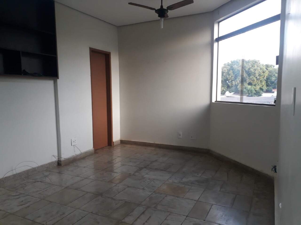 Sala comercial 1 quarto à venda Centro 42,74m² Montes Claros MG: 