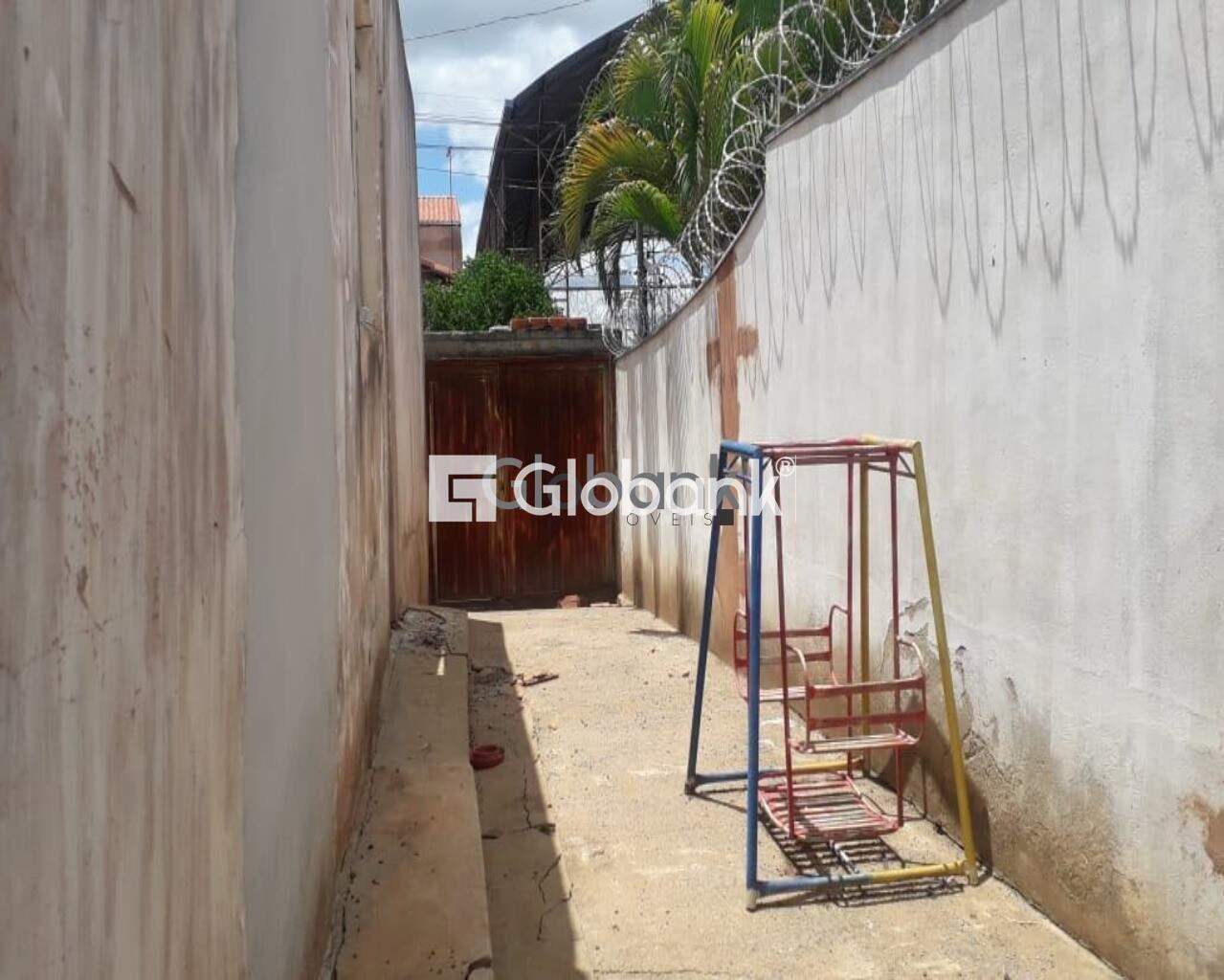 Terreno à venda Vila Guilhermina 0m² Montes Claros MG: Foto 01 | Foto_migracao | 2