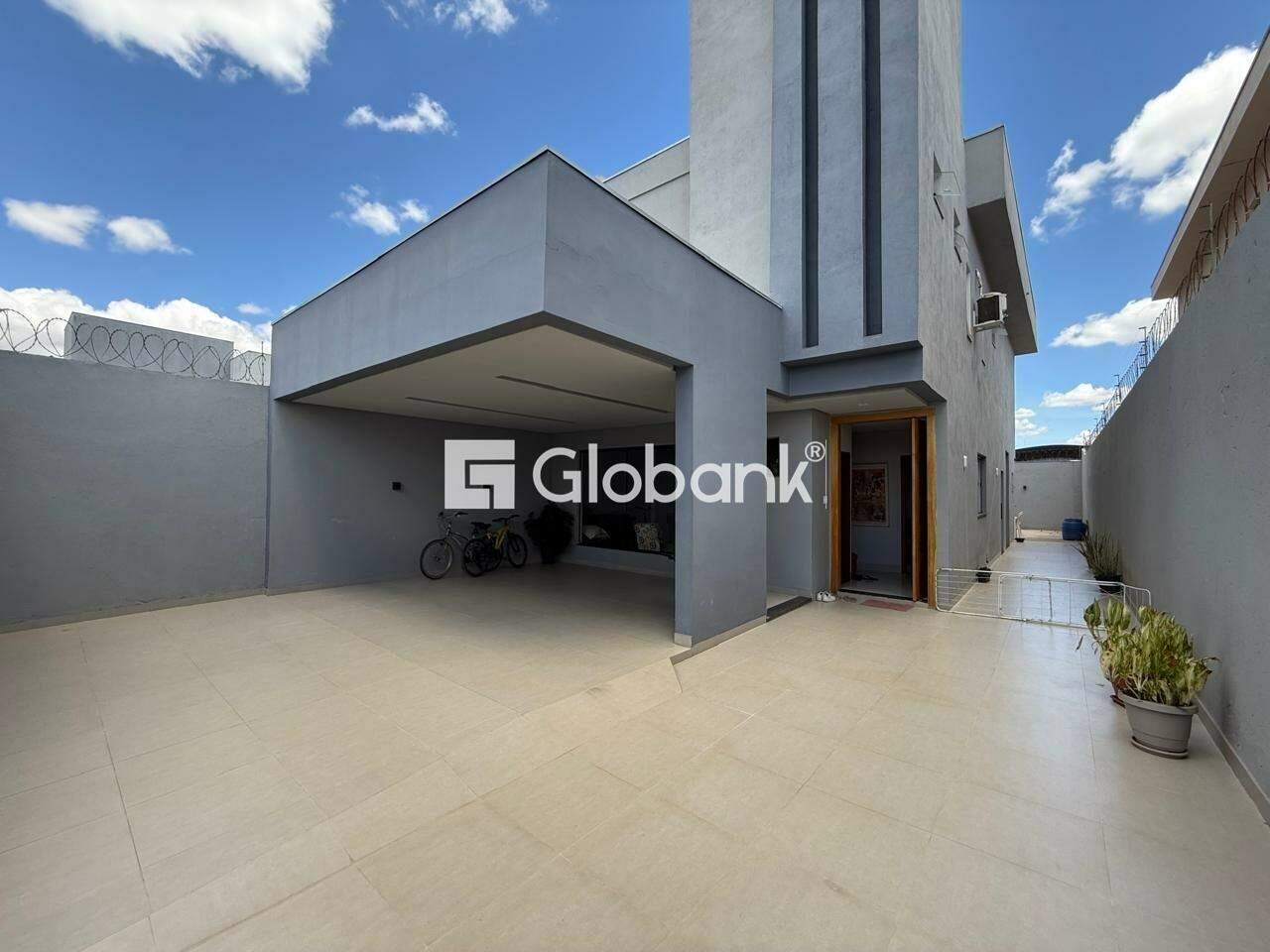 Casa 4 quartos à venda Todos os Santos 276m² Montes Claros MG: 1