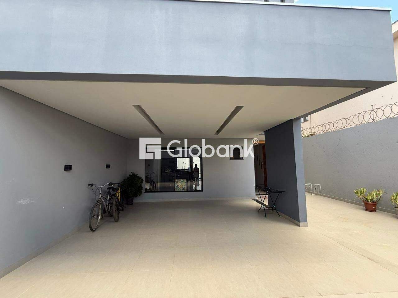 Casa 4 quartos à venda Todos os Santos 276m² Montes Claros MG: 2