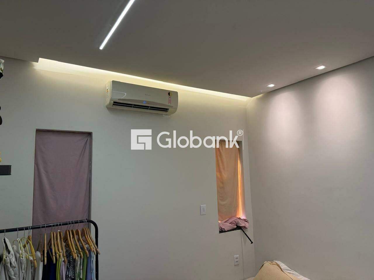 Casa 4 quartos à venda Todos os Santos 276m² Montes Claros MG: 16