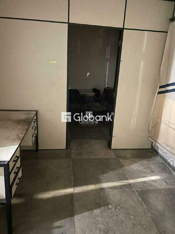 Sala comercial para aluguel Centro 190m² Montes Claros MG: | Foto_migracao | 12
