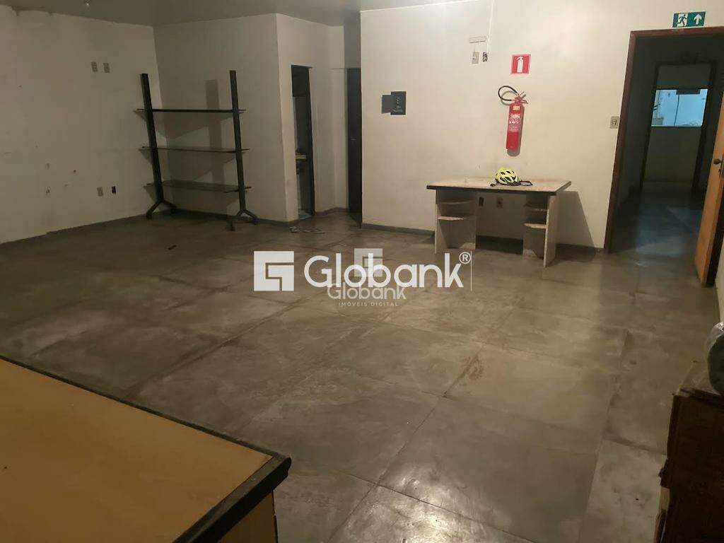 Sala comercial para aluguel Centro 190m² Montes Claros MG: | Foto_migracao | 8