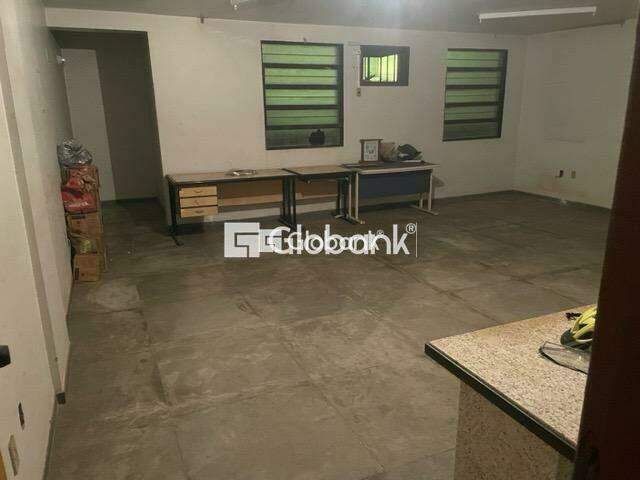 Sala comercial para aluguel Centro 190m² Montes Claros MG: | Foto_migracao | 4