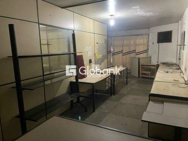 Sala comercial para aluguel Centro 190m² Montes Claros MG: | Foto_migracao | 16