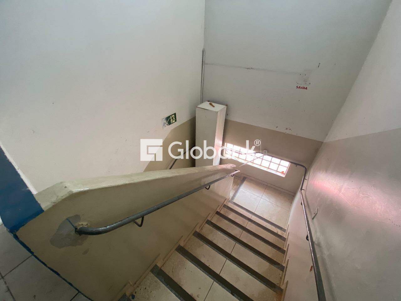 Loja 1 quarto para aluguel Major Prates 360m² Montes Claros MG: 