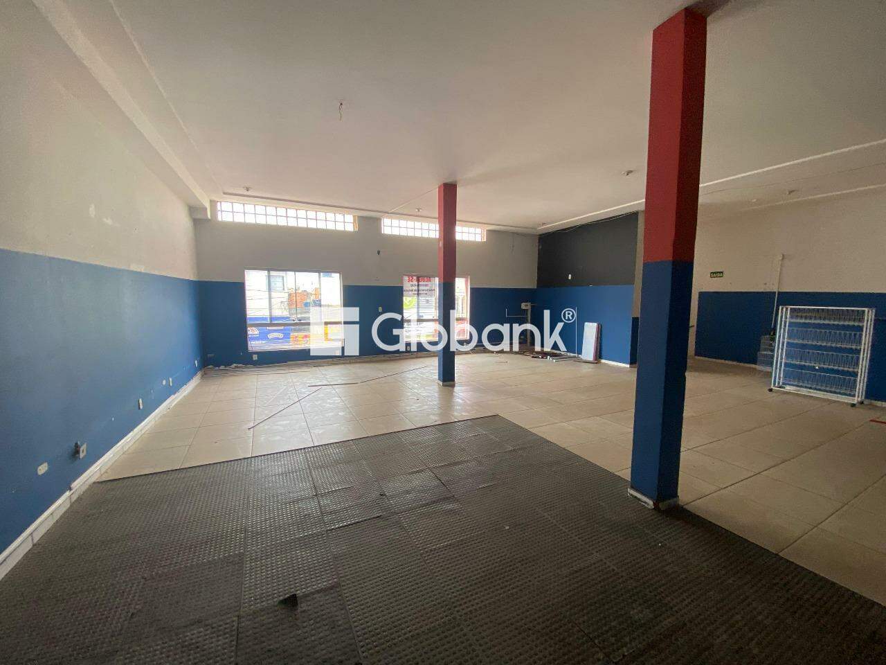 Loja 1 quarto para aluguel Major Prates 360m² Montes Claros MG: 