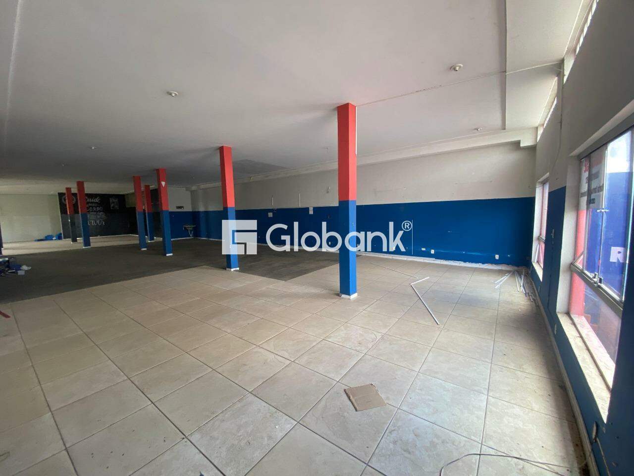 Loja 1 quarto para aluguel Major Prates 360m² Montes Claros MG: 