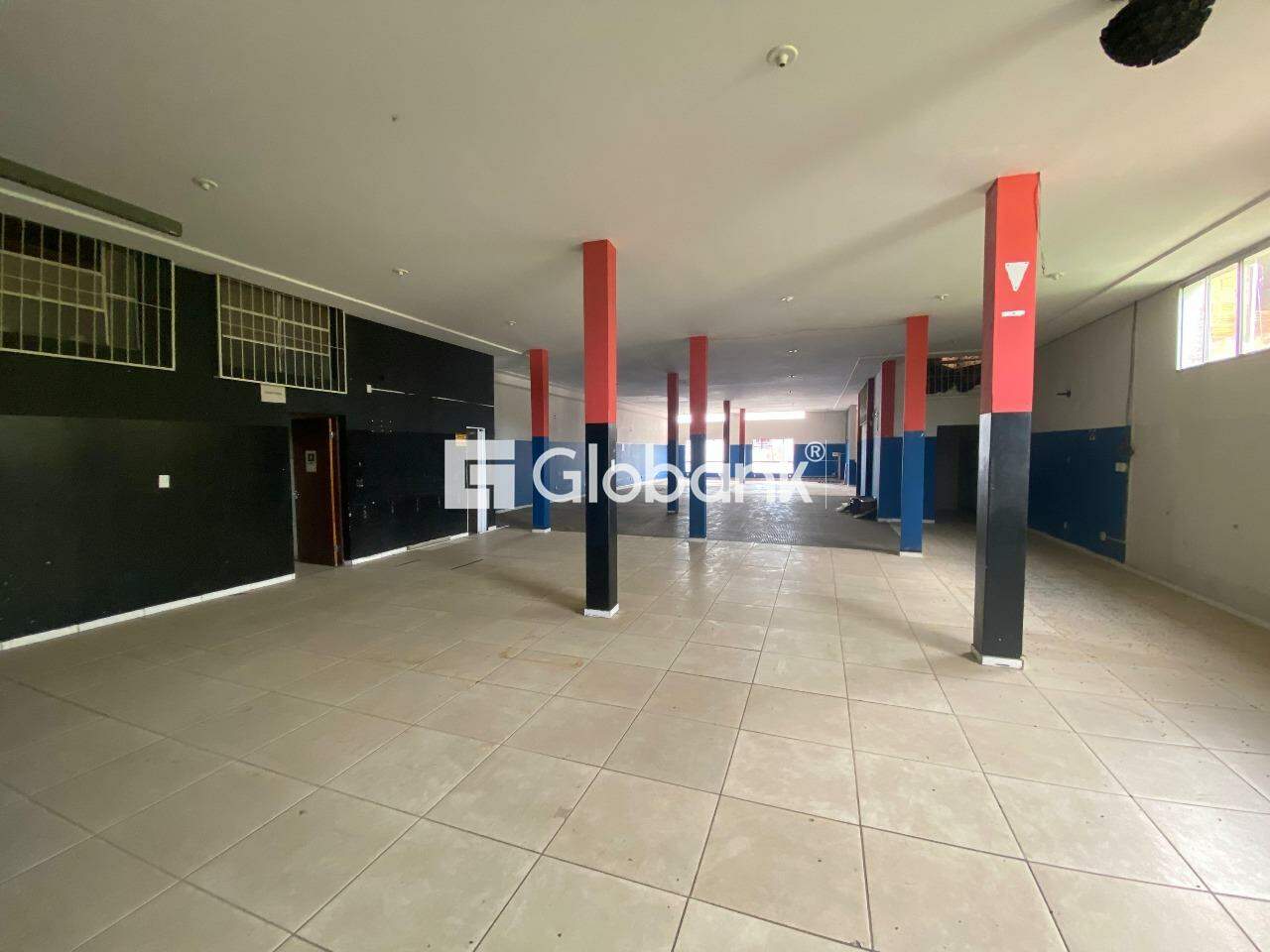 Loja 1 quarto para aluguel Major Prates 360m² Montes Claros MG: 
