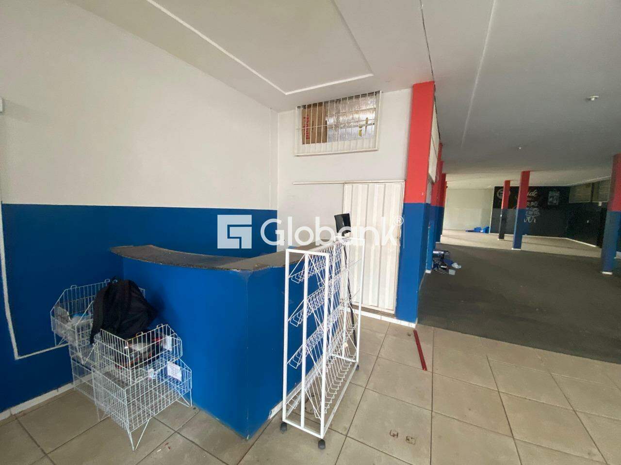 Loja 1 quarto para aluguel Major Prates 360m² Montes Claros MG: 
