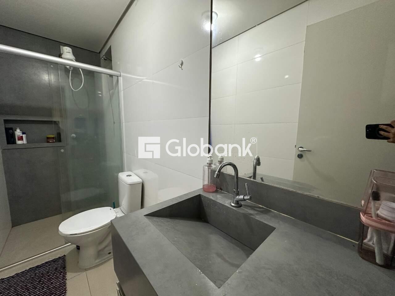 Apartamento 2 quartos à venda Todos os Santos 75m² Montes Claros MG: Foto banho