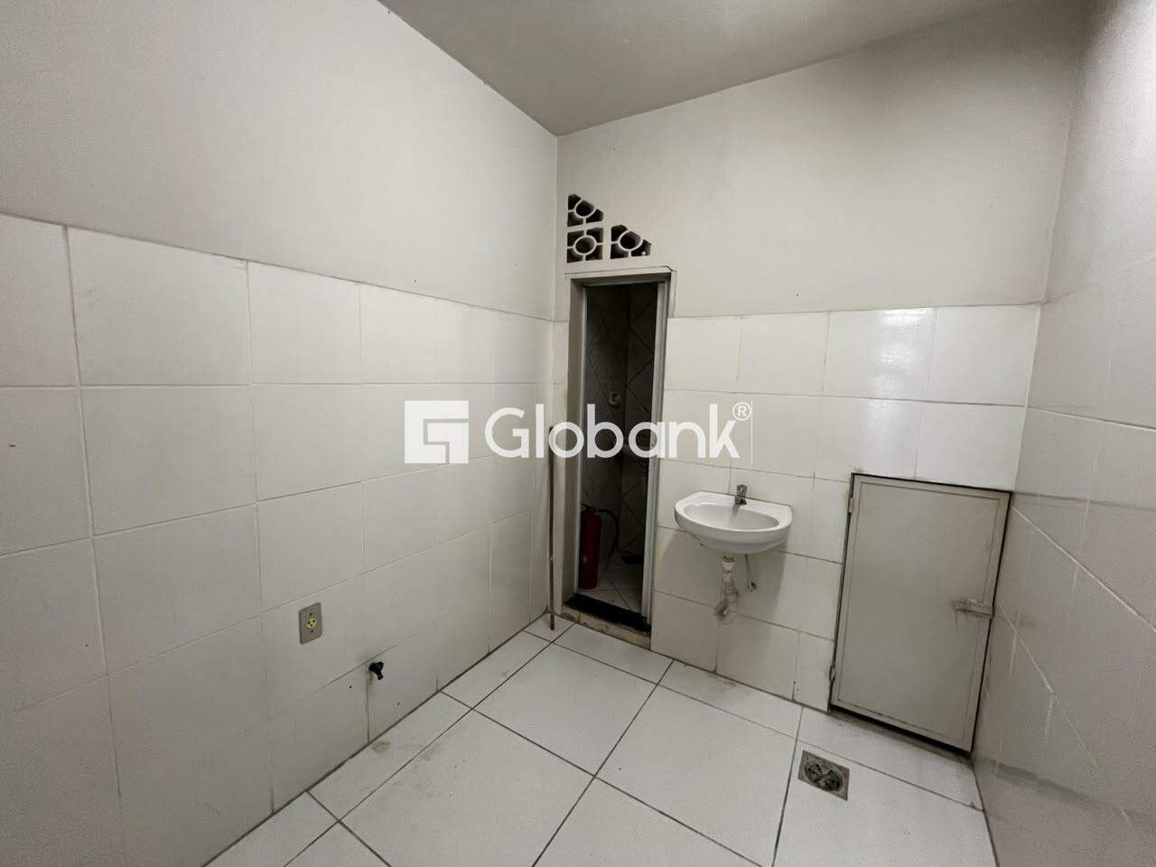 Ponto comercial 1 quarto para aluguel Centro 107m² Montes Claros MG: 