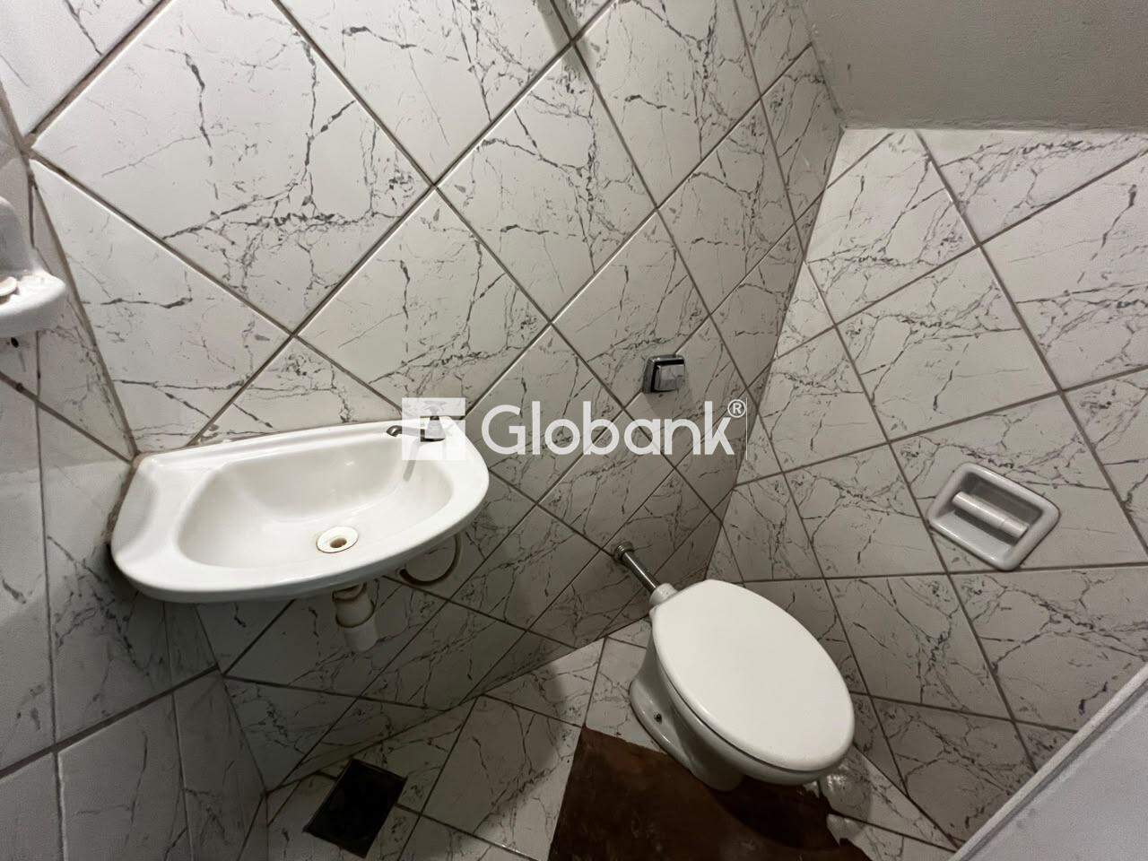Ponto comercial 1 quarto para aluguel Centro 107m² Montes Claros MG: 