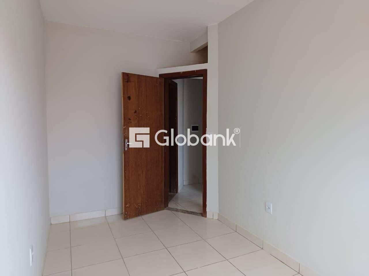 Casa 3 quartos para aluguel Independência 70m² Montes Claros MG: Quarto