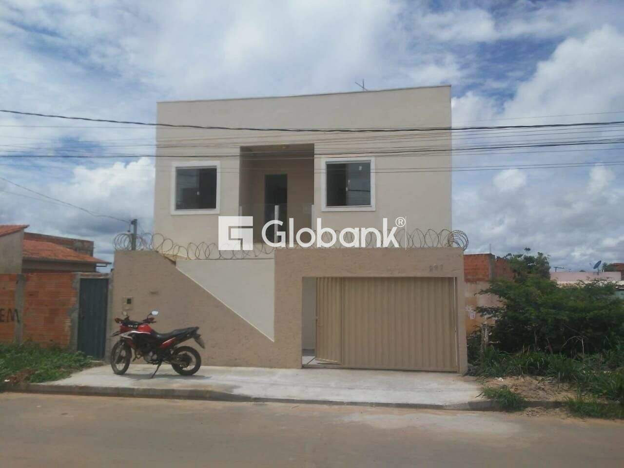 Casa 3 quartos para aluguel Independência 70m² Montes Claros MG: Fachada