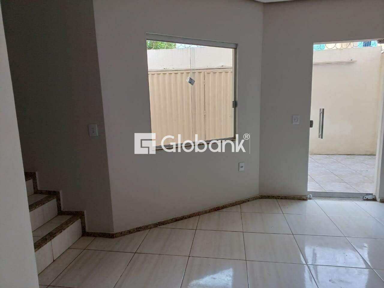Casa 3 quartos para aluguel Independência 70m² Montes Claros MG: Sala