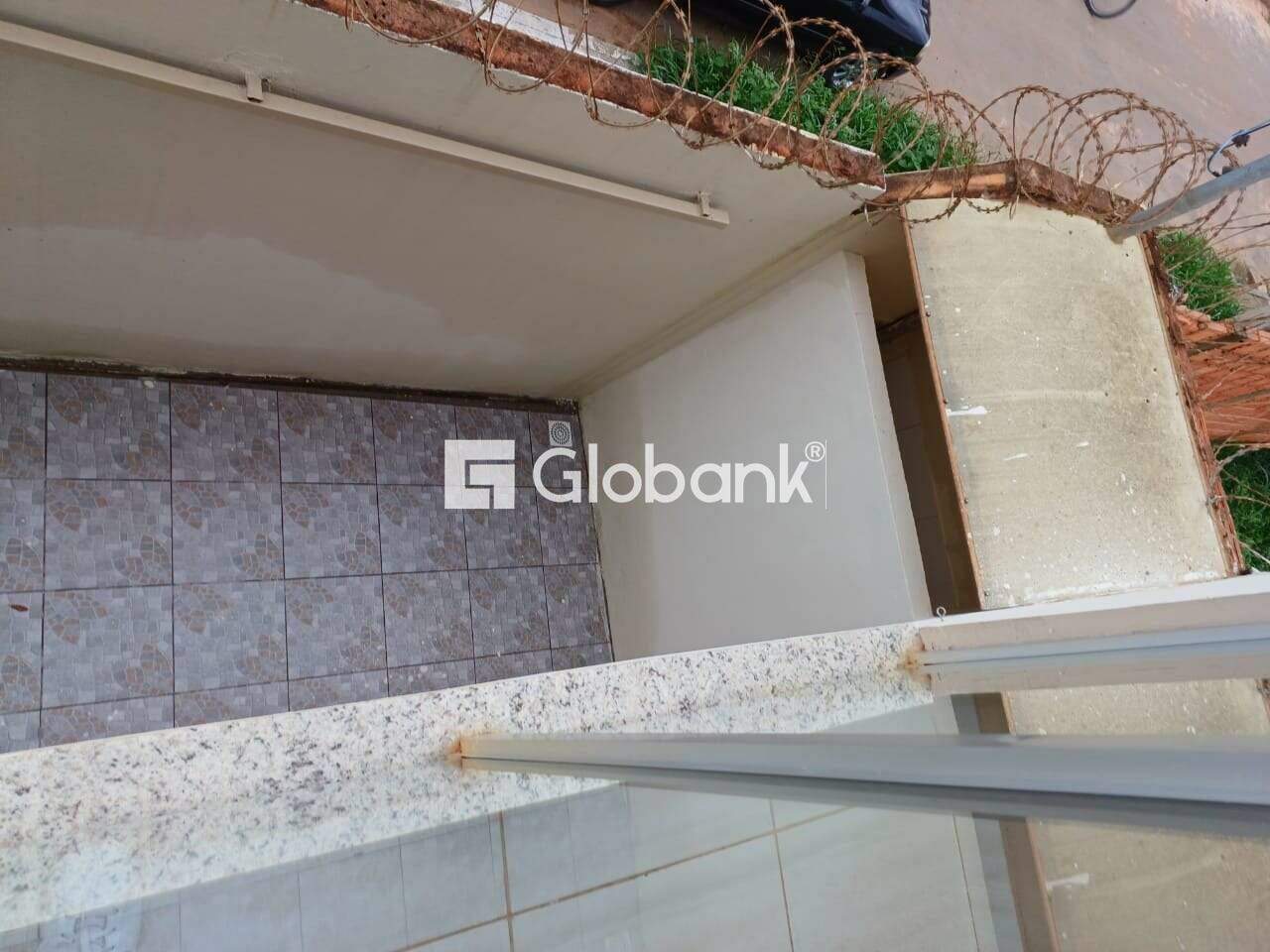 Casa 3 quartos para aluguel Independência 70m² Montes Claros MG: 40406dad-595a-40f3-9e4e-1dc0eed6c370