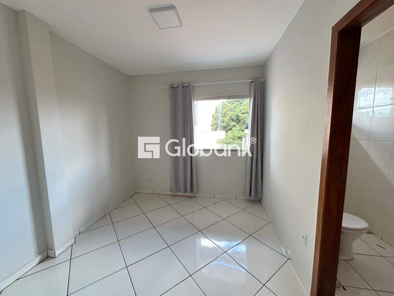 Apartamento 2 quartos para aluguel Centro 90m² Montes Claros MG: 
