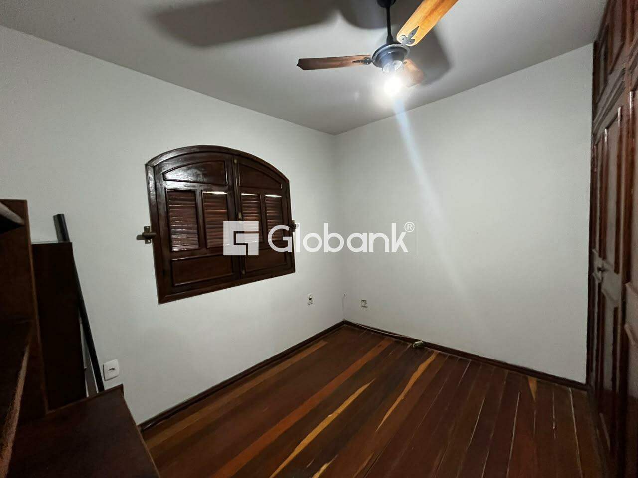 Apartamento 3 quartos para aluguel Vila Guilhermina 140m² Montes Claros MG: 