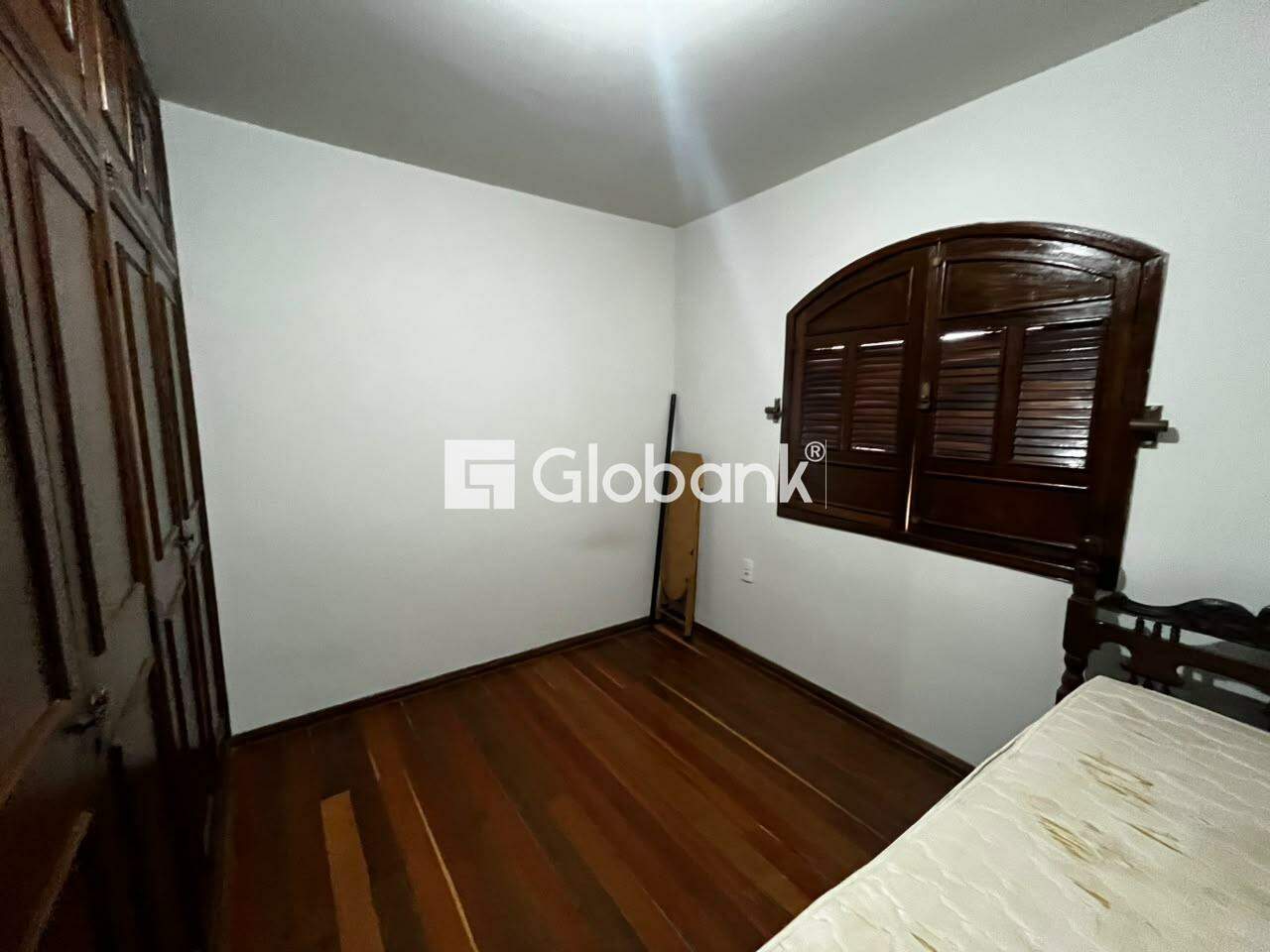 Apartamento 3 quartos para aluguel Vila Guilhermina 140m² Montes Claros MG: 