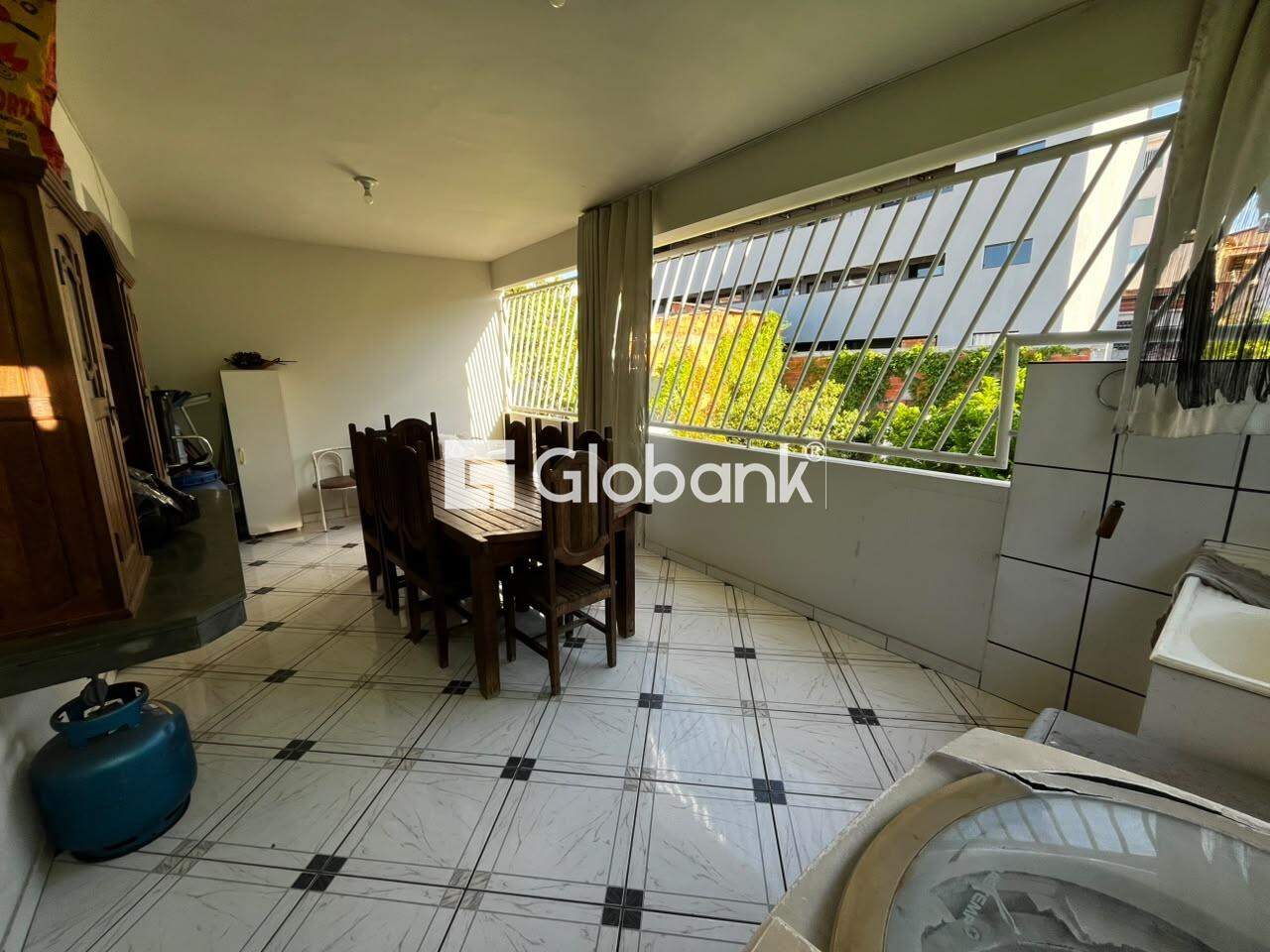 Apartamento 3 quartos para aluguel Vila Guilhermina 140m² Montes Claros MG: 