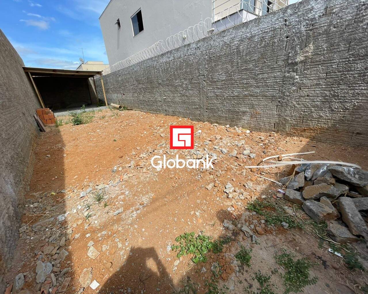 Terreno para aluguel Planalto 110m² Montes Claros MG: | Foto_migracao | 1