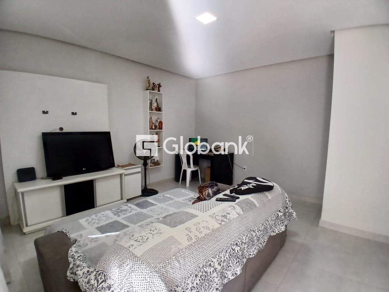 Casa 2 quartos à venda Ibituruna 110m² Montes Claros MG: 