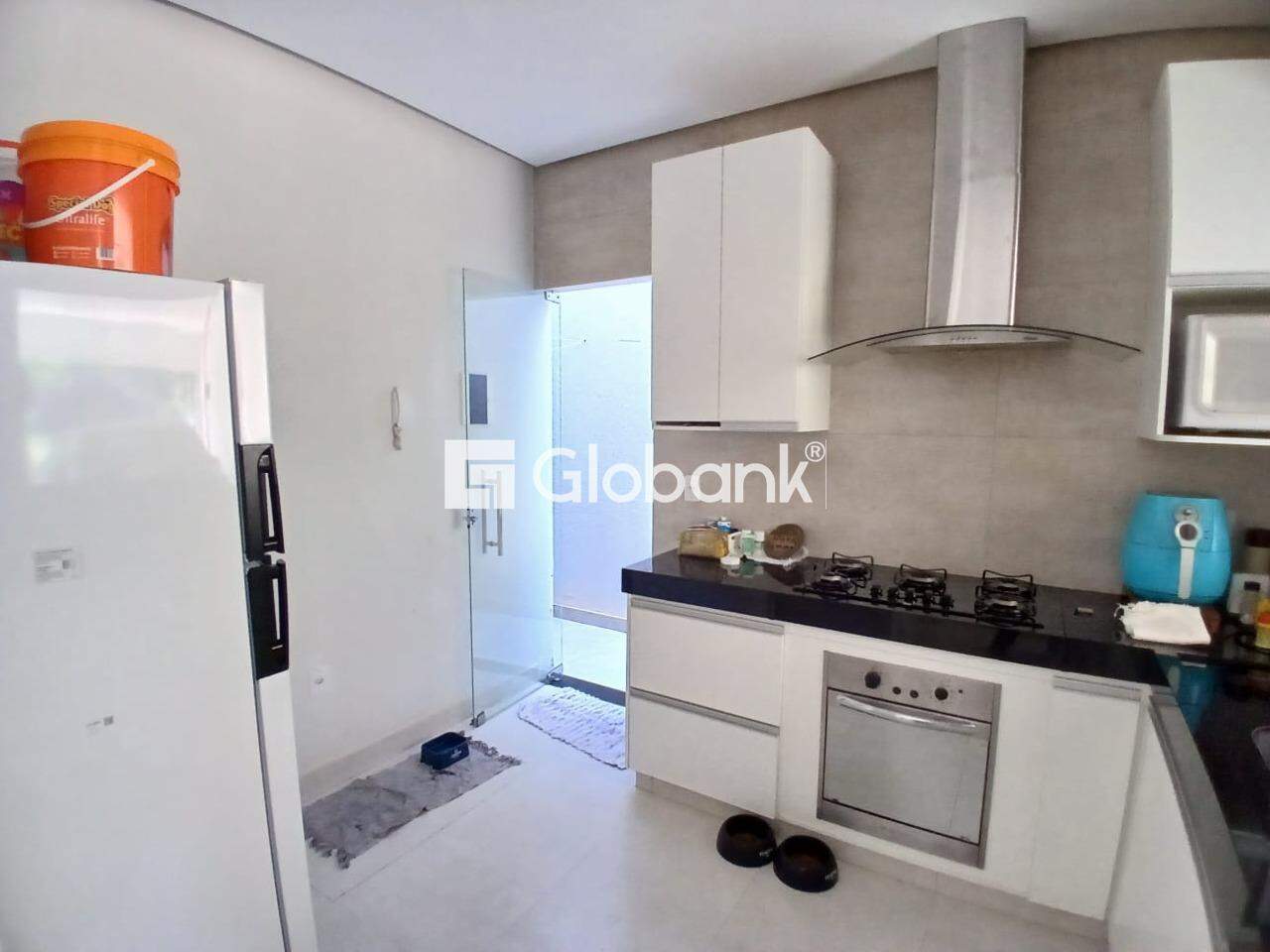 Casa 2 quartos à venda Ibituruna 110m² Montes Claros MG: 