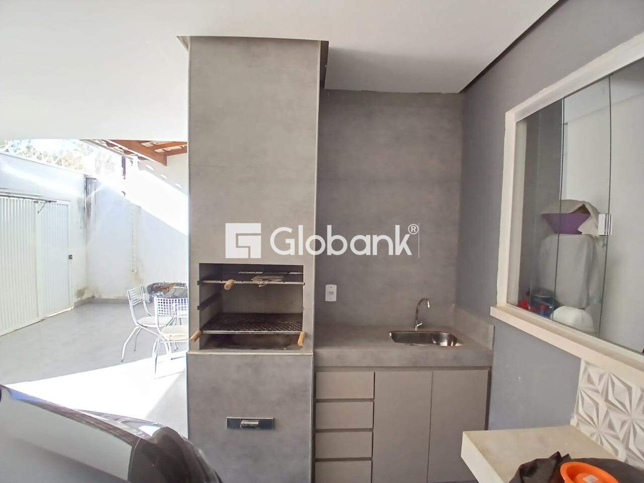 Casa 2 quartos à venda Ibituruna 110m² Montes Claros MG: