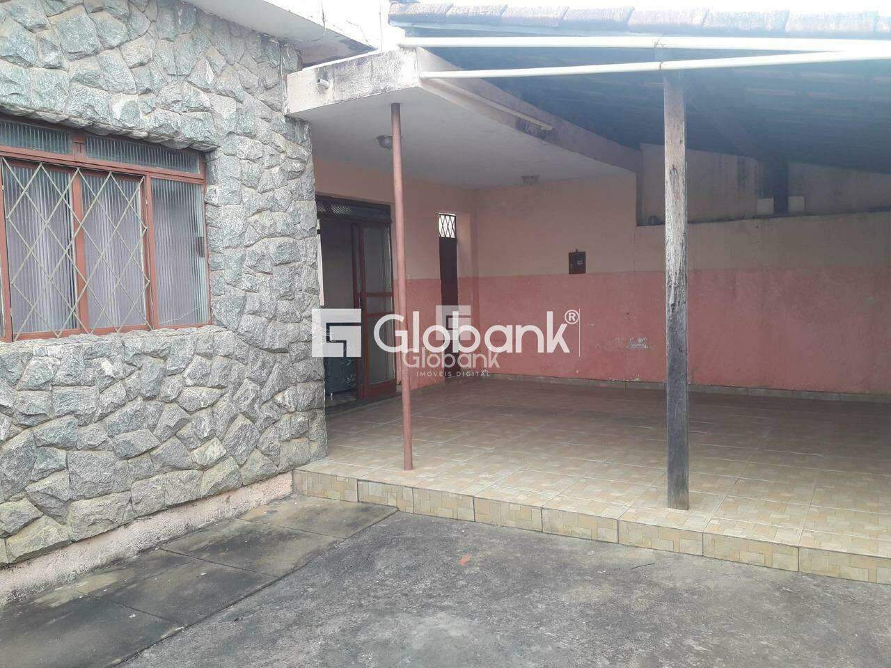 Casa 3 quartos à venda Santa Rita I 145m² Montes Claros MG: Garagem | Foto_migracao | 1