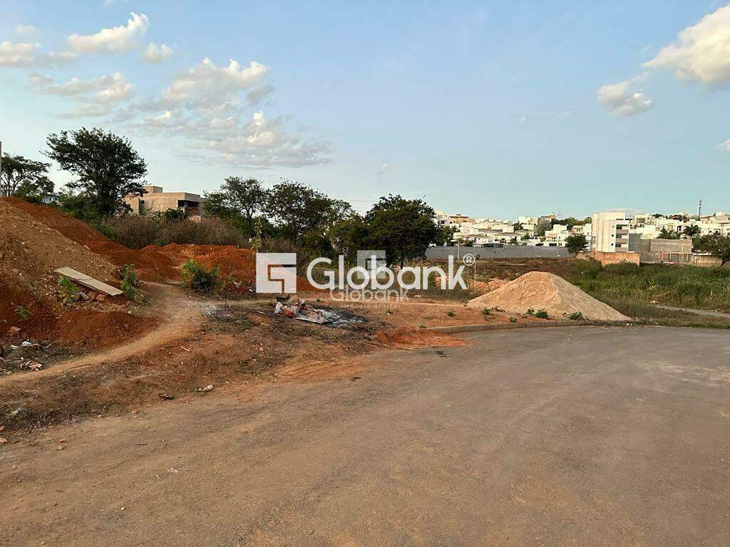 Terreno à venda Ibituruna 0m² Montes Claros MG: | Foto_migracao | 1