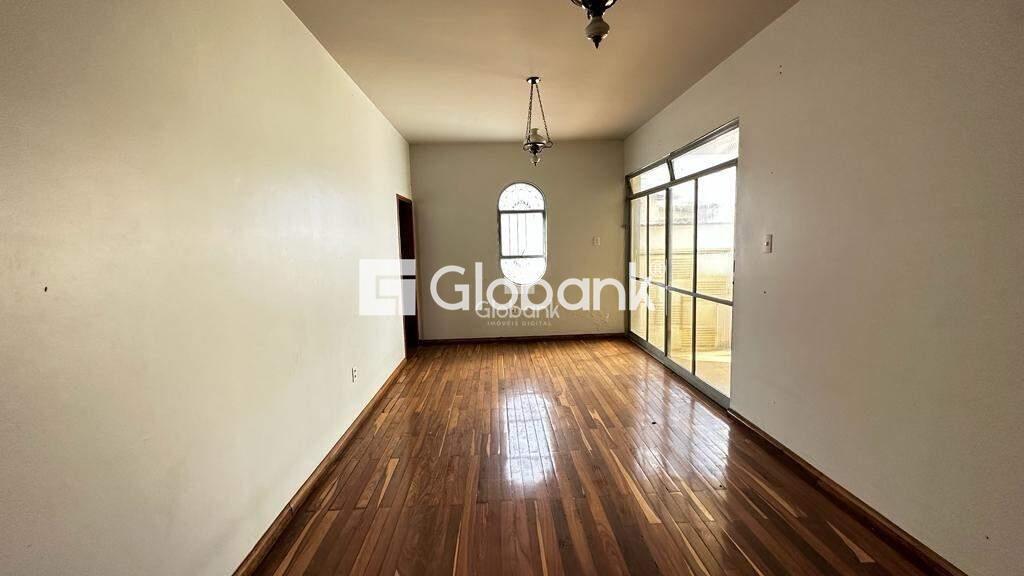 Casa 3 quartos à venda Melo 270m² Montes Claros MG: Sala/recep  o | Foto_migracao | 1