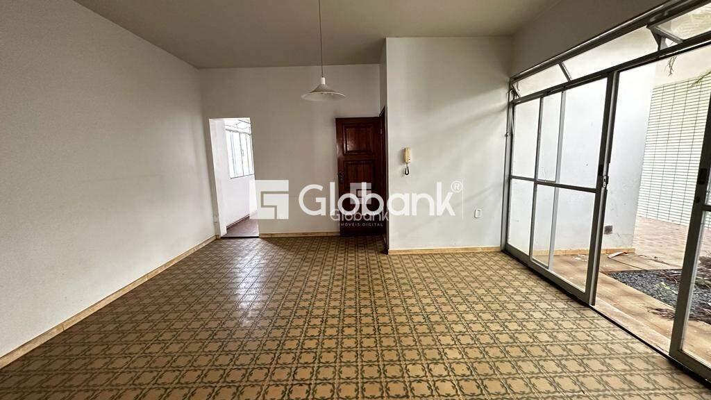 Casa 3 quartos à venda Melo 270m² Montes Claros MG: Sala | Foto_migracao | 4