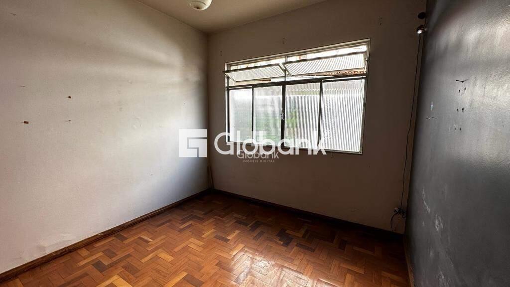 Casa 3 quartos à venda Melo 270m² Montes Claros MG: Sala 3 | Foto_migracao | 8