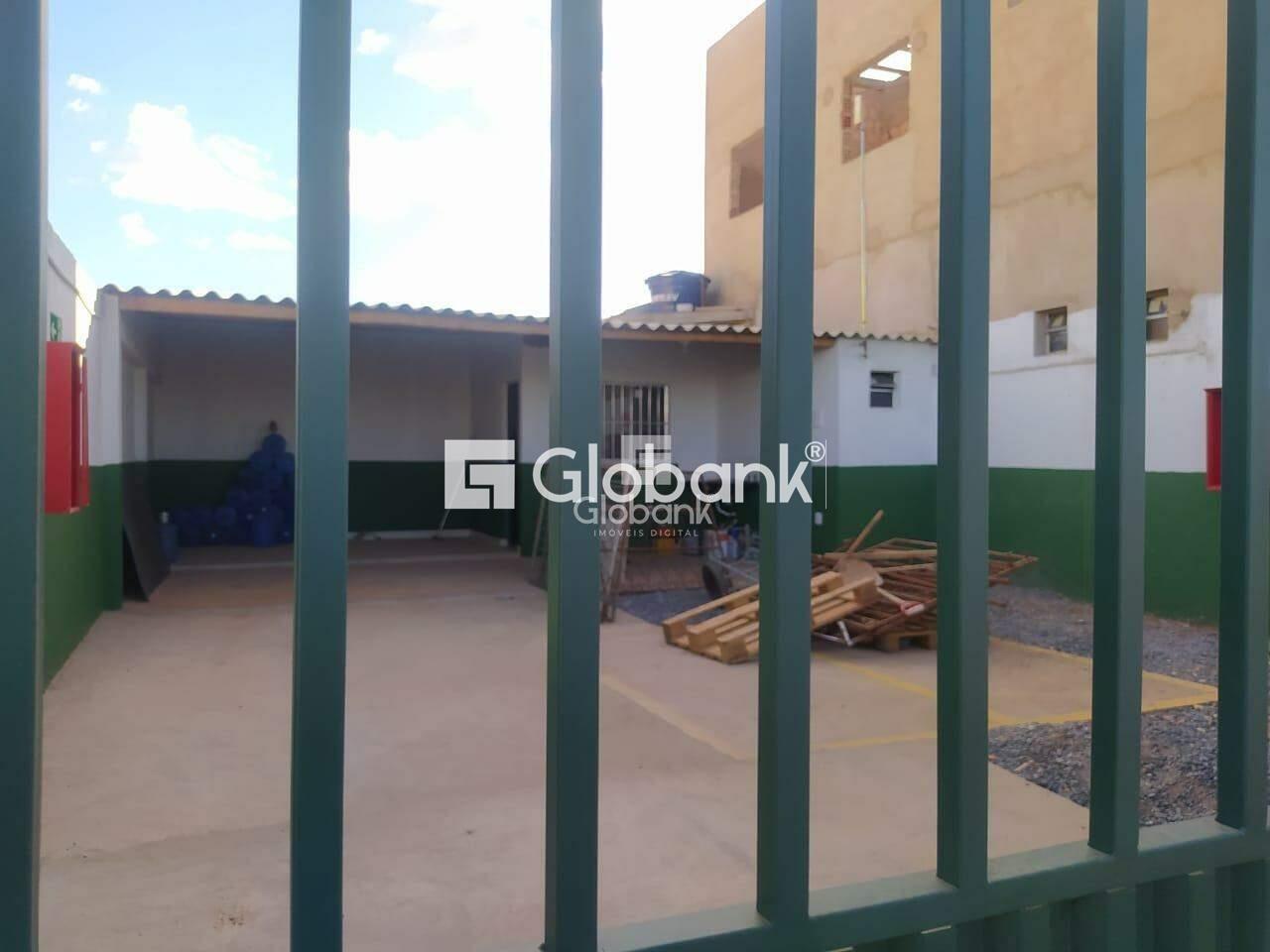 Ponto comercial 6 quartos à venda Residencial Golden Village 260m² Montes Claros MG: Deposito de g s | Foto_migracao | 6
