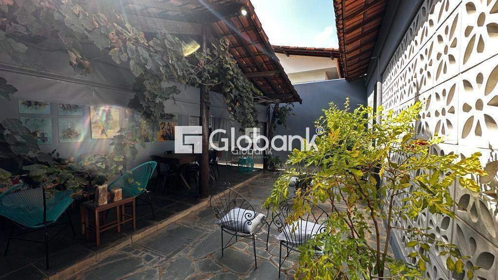 Casa 3 quartos à venda Cândida Câmara 180m² Montes Claros MG: Varanda | Foto_migracao | 4