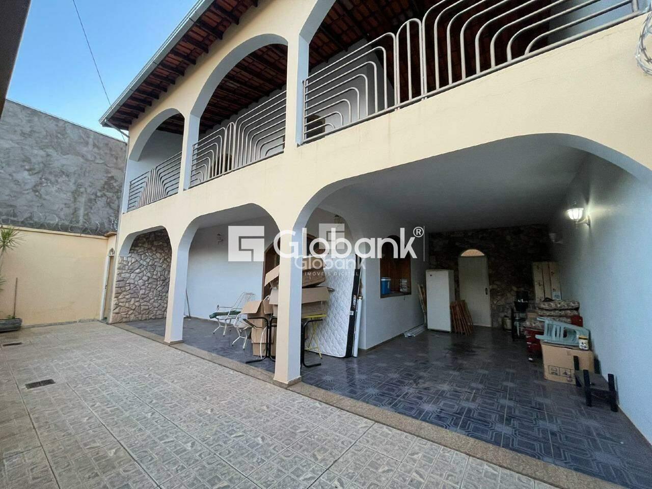 Casa 7 quartos à venda Jardim São Luiz 360m² Montes Claros MG: Garagem | Foto_migracao | 8