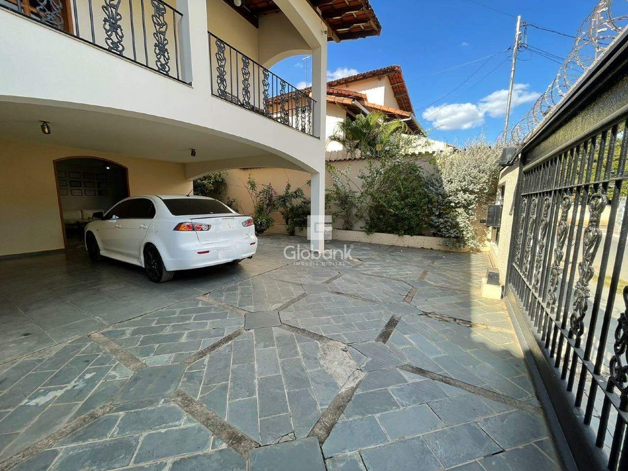 Casa 4 quartos para aluguel Jardim Panorama 360m² Montes Claros MG: Garagem | Foto_migracao | 12