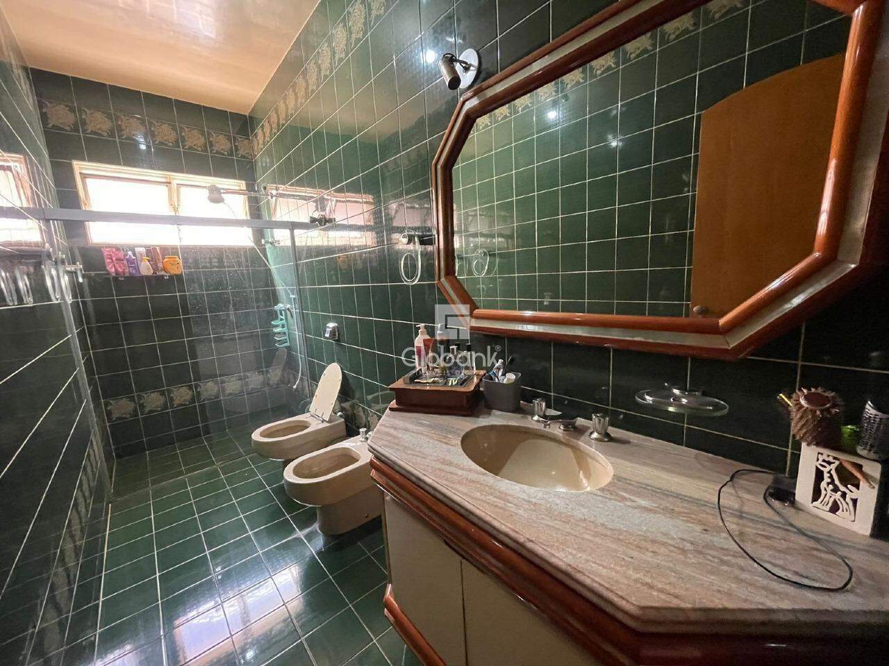 Casa 4 quartos para aluguel Jardim Panorama 360m² Montes Claros MG: Banheiro Social | Foto_migracao | 8