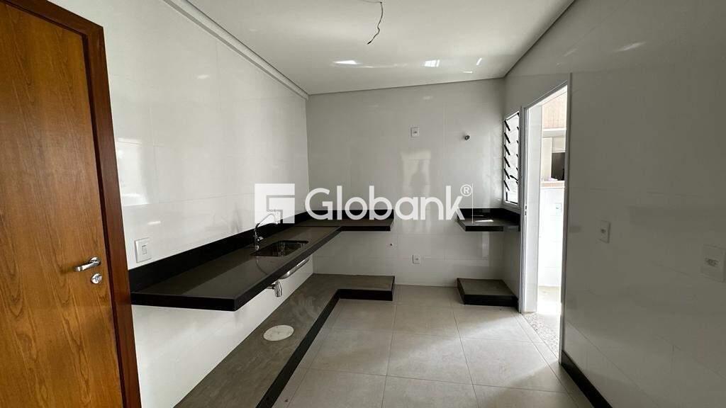 Apartamento 3 quartos à venda Melo 150m² Montes Claros MG: 3011e8d7-8d2d-40b3-909a-da3b360f126c