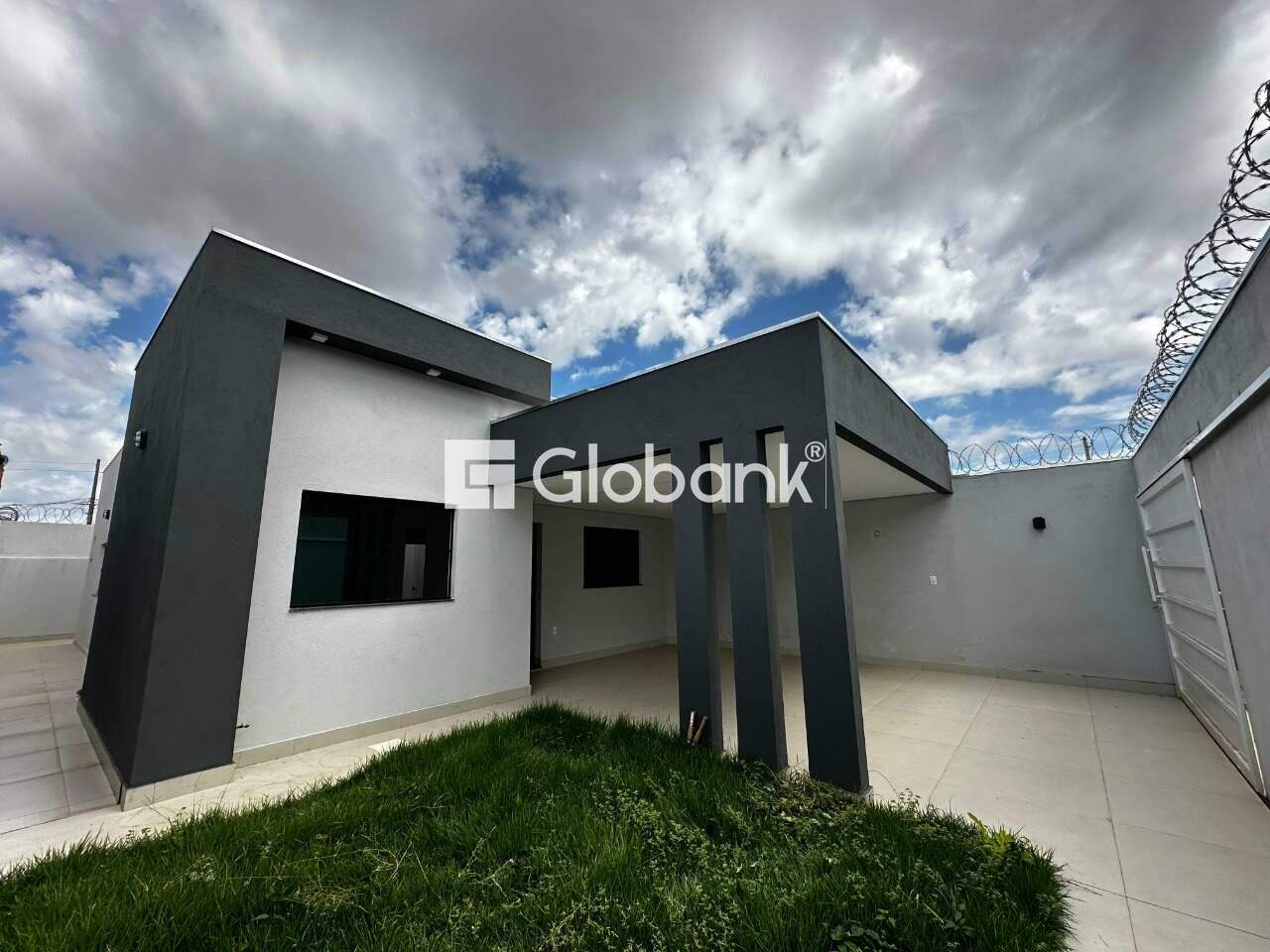 Casa 3 quartos à venda São Bento 122m² Montes Claros MG: Fachada
