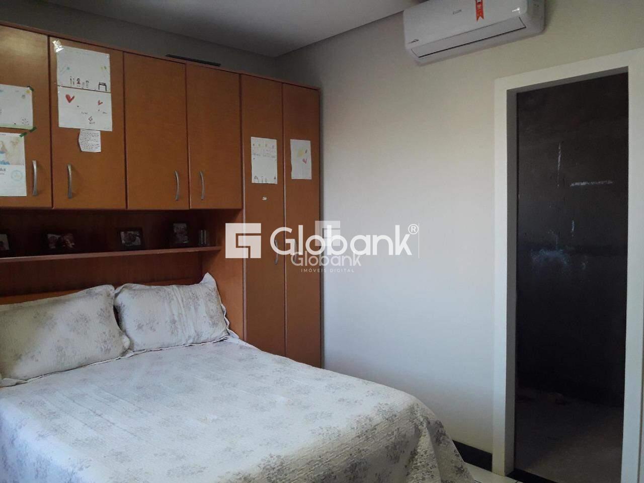 Casa 5 quartos à venda Lourdes 201m² Montes Claros MG: Quarto 4 | Foto_migracao | 16