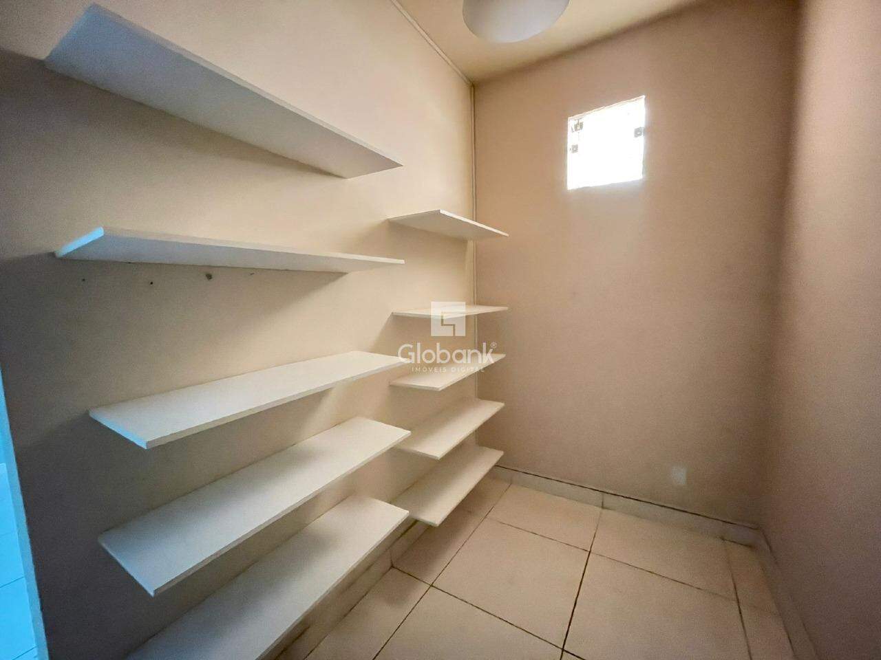 Casa 5 quartos para aluguel Lourdes 300m² Montes Claros MG: Closet | Foto_migracao | 7