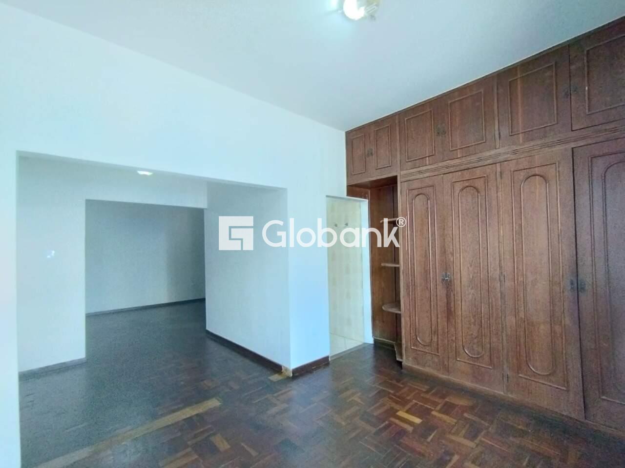 Casa 4 quartos à venda Centro 200m² Montes Claros MG: Quarto principal