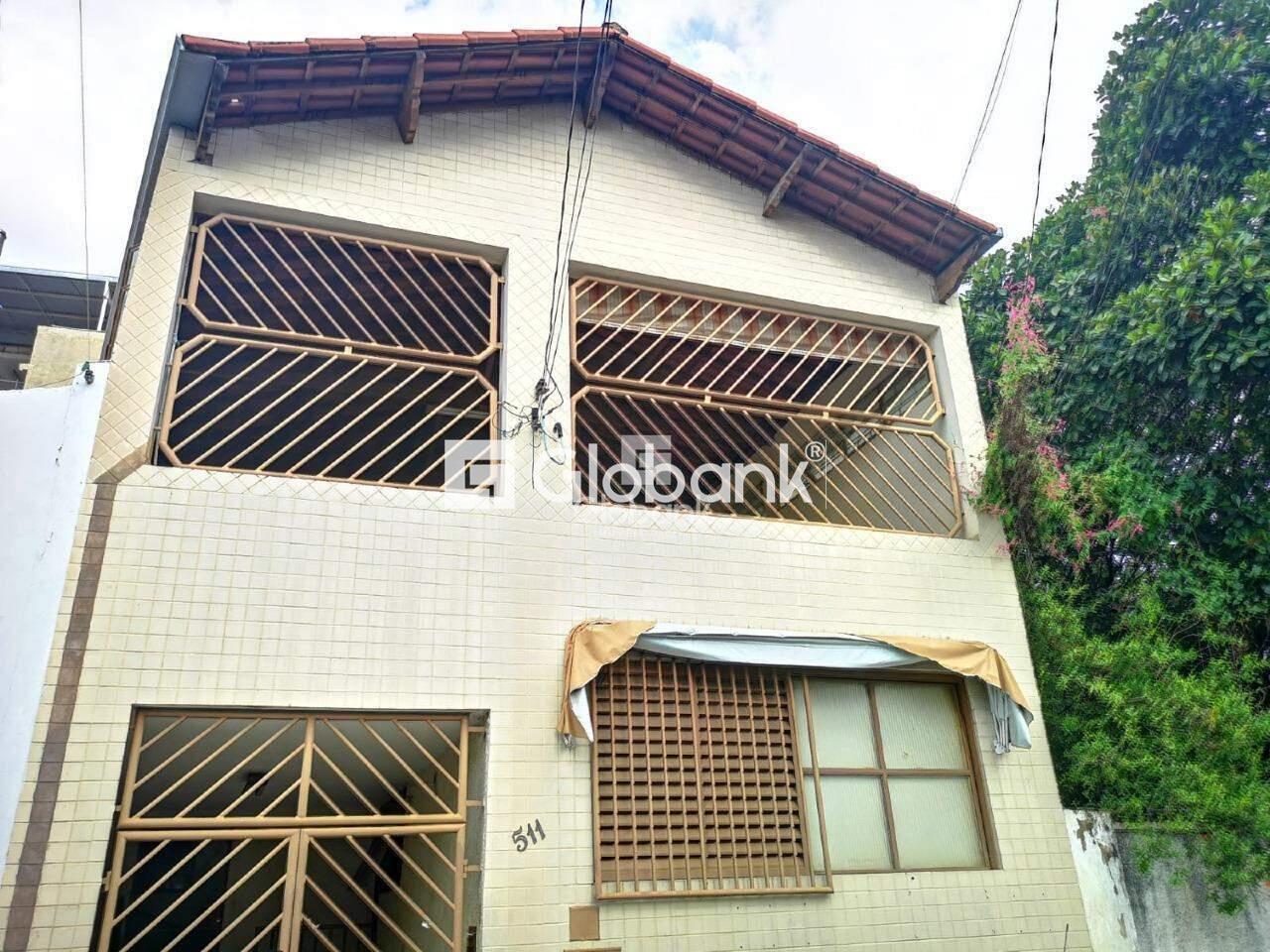 Casa 4 quartos à venda Centro 200m² Montes Claros MG: Fachada | Foto_migracao | 1