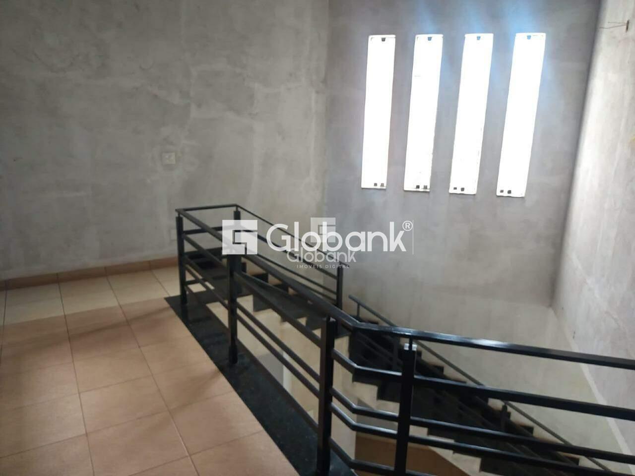 Casa 3 quartos à venda Ibituruna 330m² Montes Claros MG: Escadas | Foto_migracao | 7