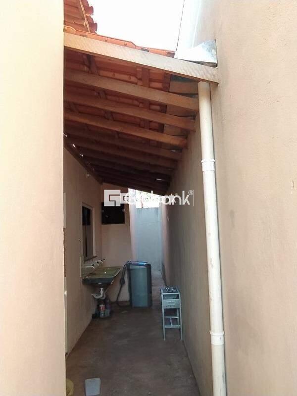 Casa 2 quartos à venda Independência 55m² Montes Claros MG: rea de servi o | Foto_migracao | 8