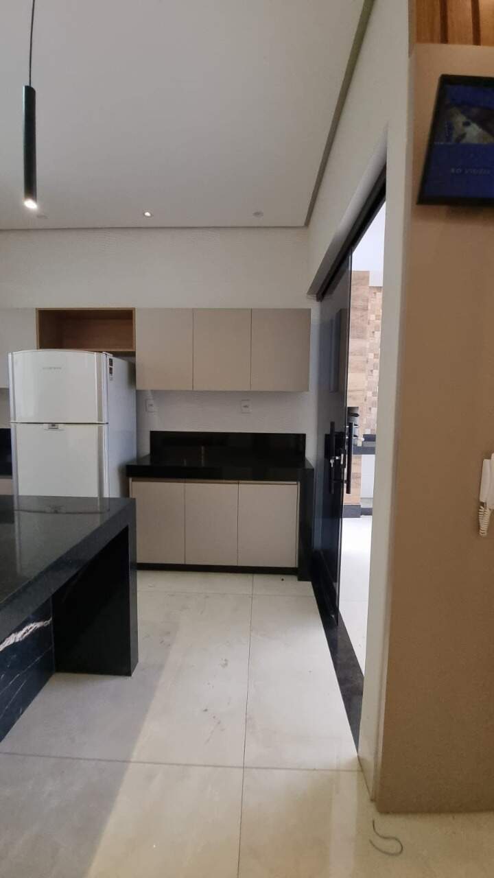 Casa 3 quartos à venda Ibituruna 170m² Montes Claros MG: Cozinha
