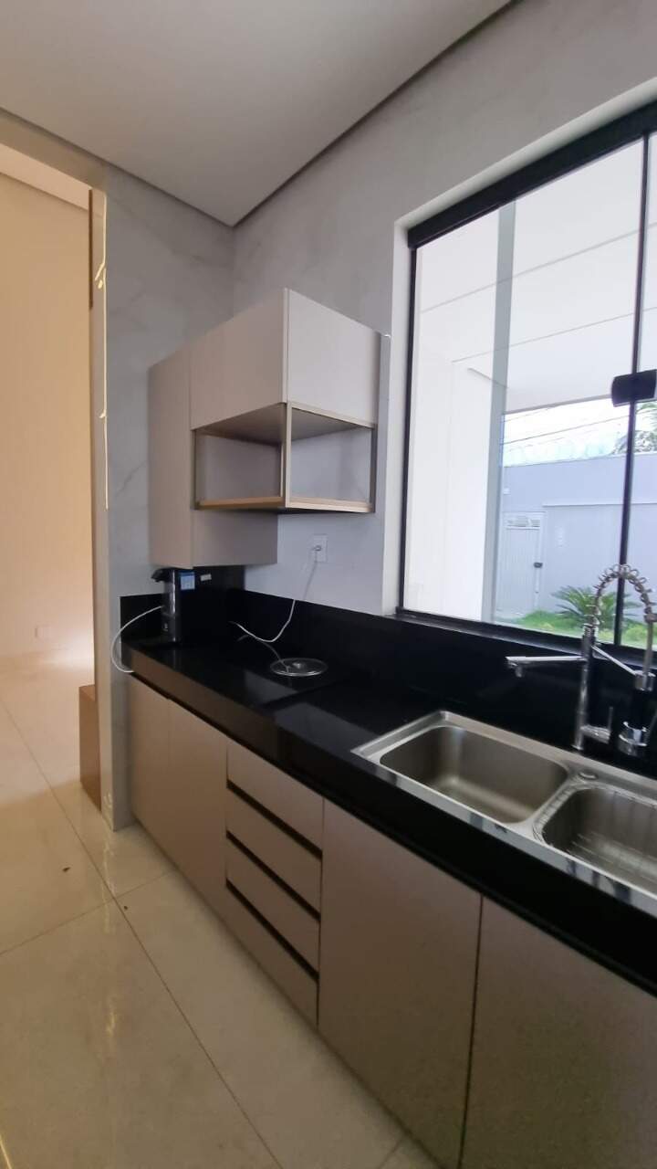 Casa 3 quartos à venda Ibituruna 170m² Montes Claros MG: Cozinha